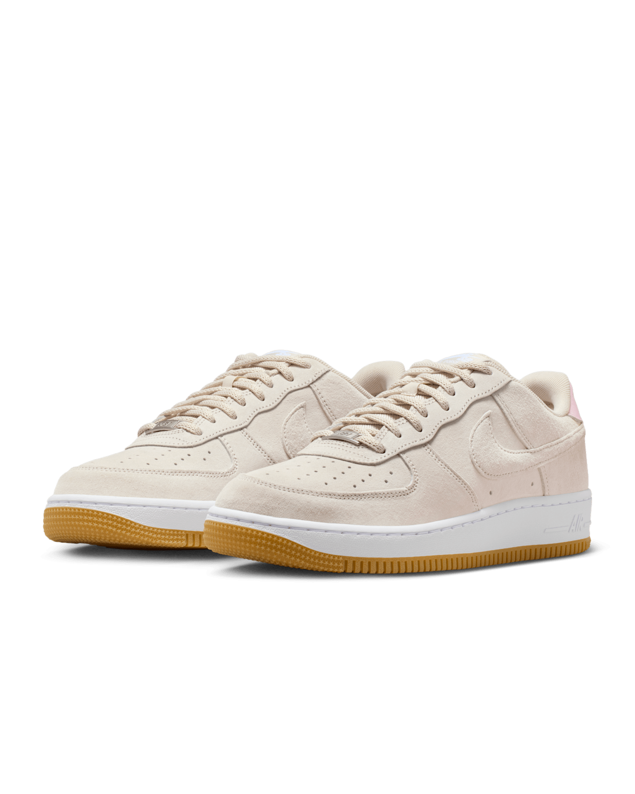 NIKE公式】ナイキSB エア フォース 1 'Light Orewood Brown and Pink